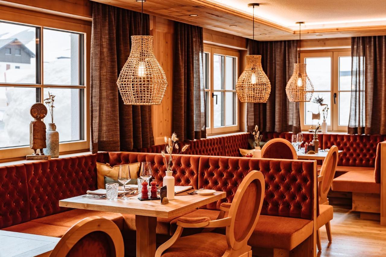 Hotel Jageralpe Warth  Екстер'єр фото